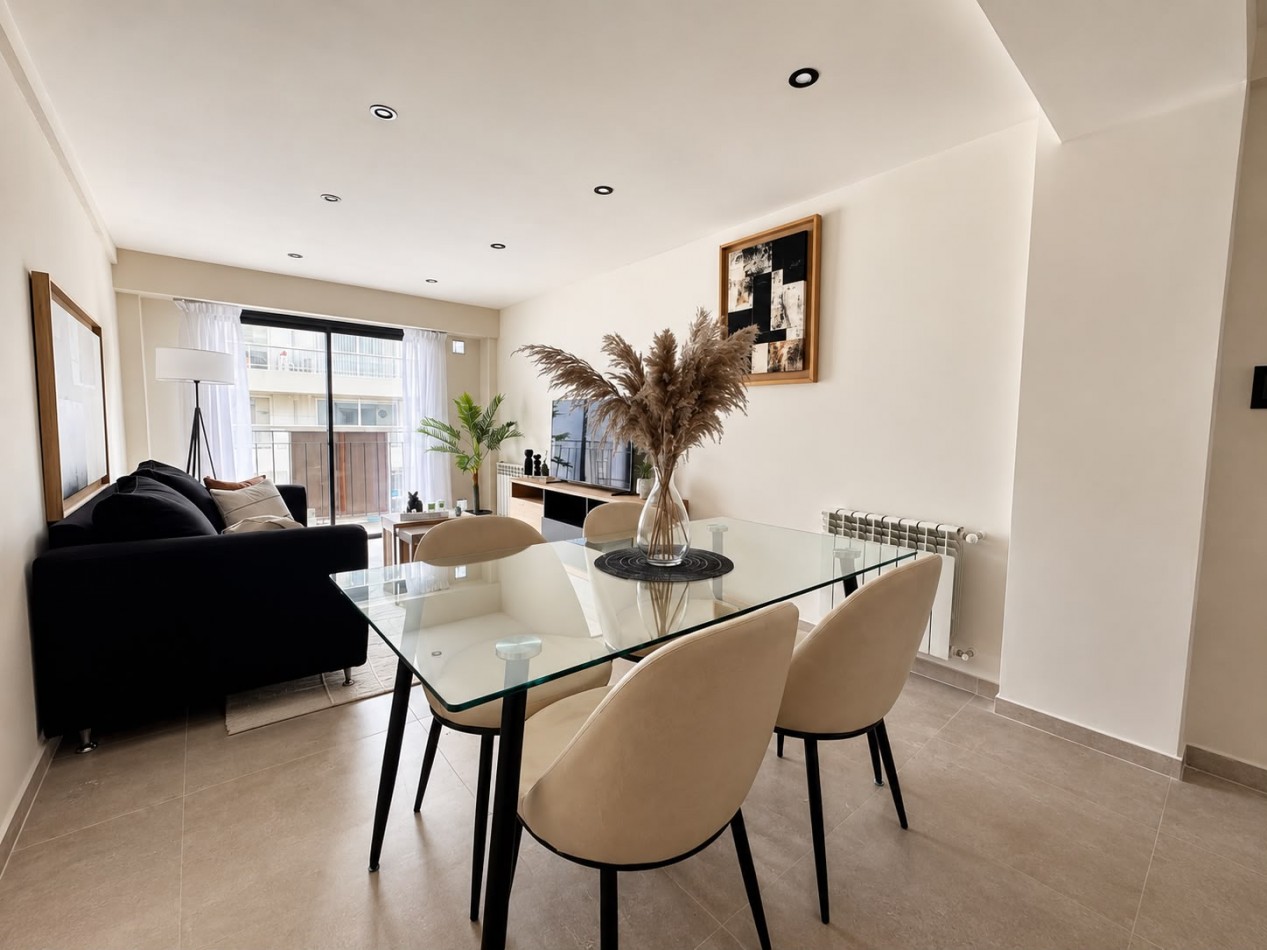 VENTA DEPARTAMENTO 3 AMBIENTES RECICLADO A LA CALLE CON BALCON | PLAZA COLON