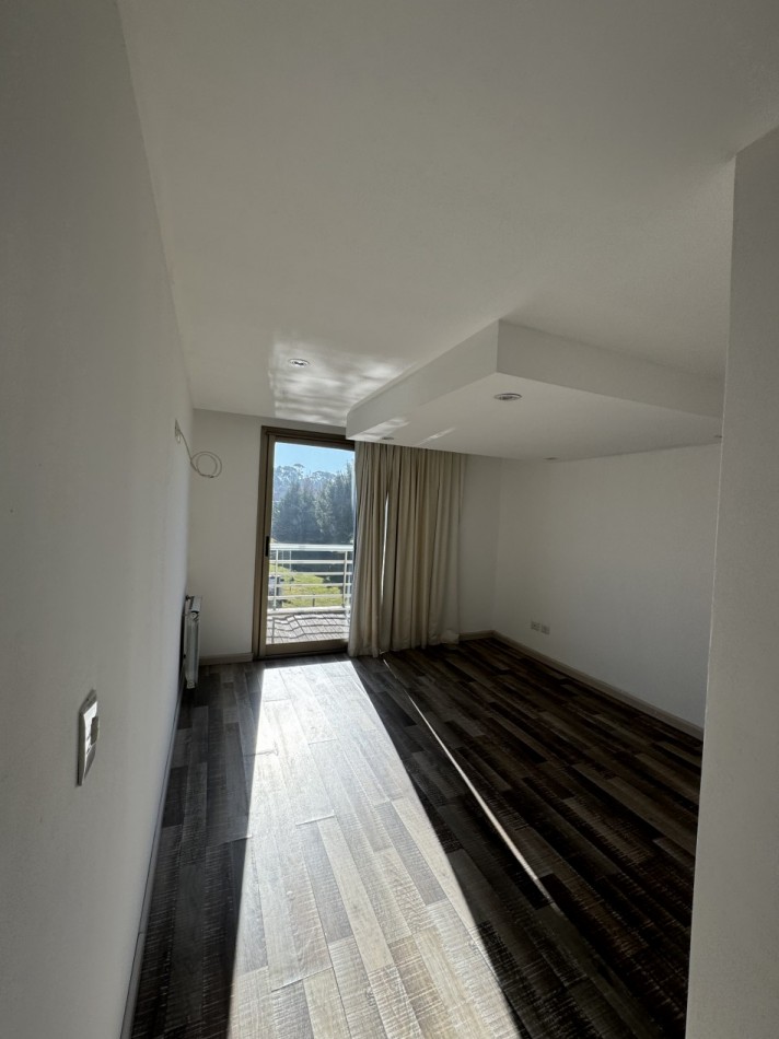 IMPERDIBLE CASA 4 AMBIENTES C PISCINA EN ALQUILER 24 MESES RUMENCO