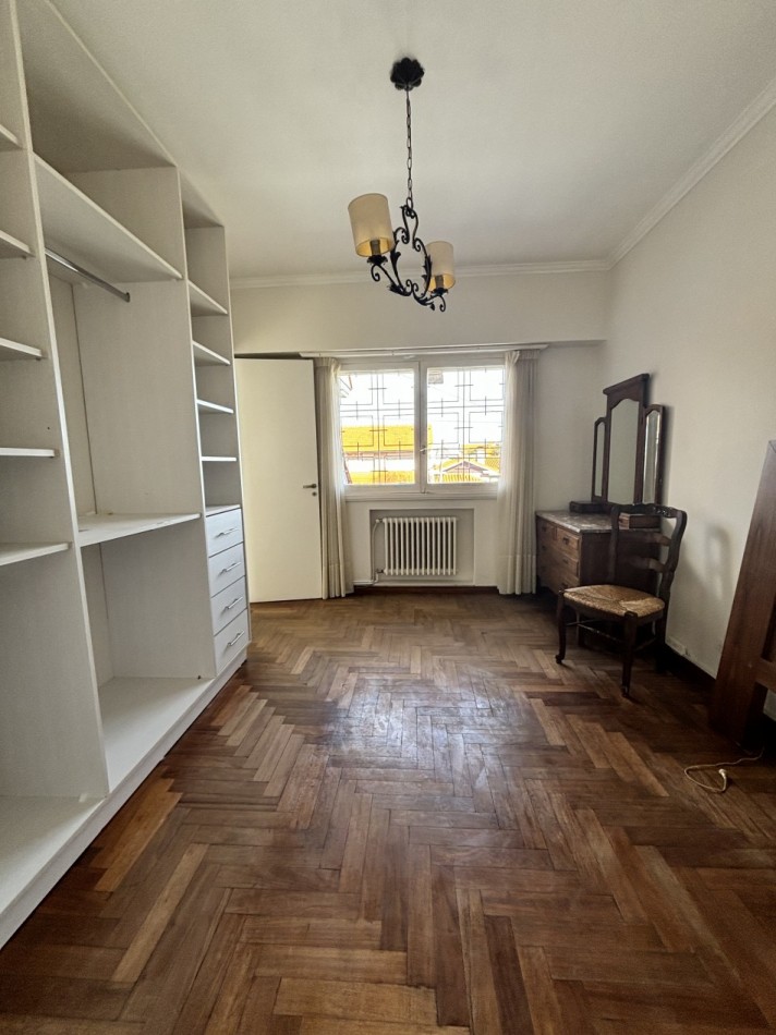 IMPORTANTE CHALET DE ESTILO C PARQUE CHAUVIN RESIDENCIAL