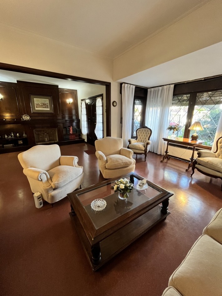 HERMOSO CHALET MARPLATENSE DE CATEGORIA 5 AMB ZONA GUEMES