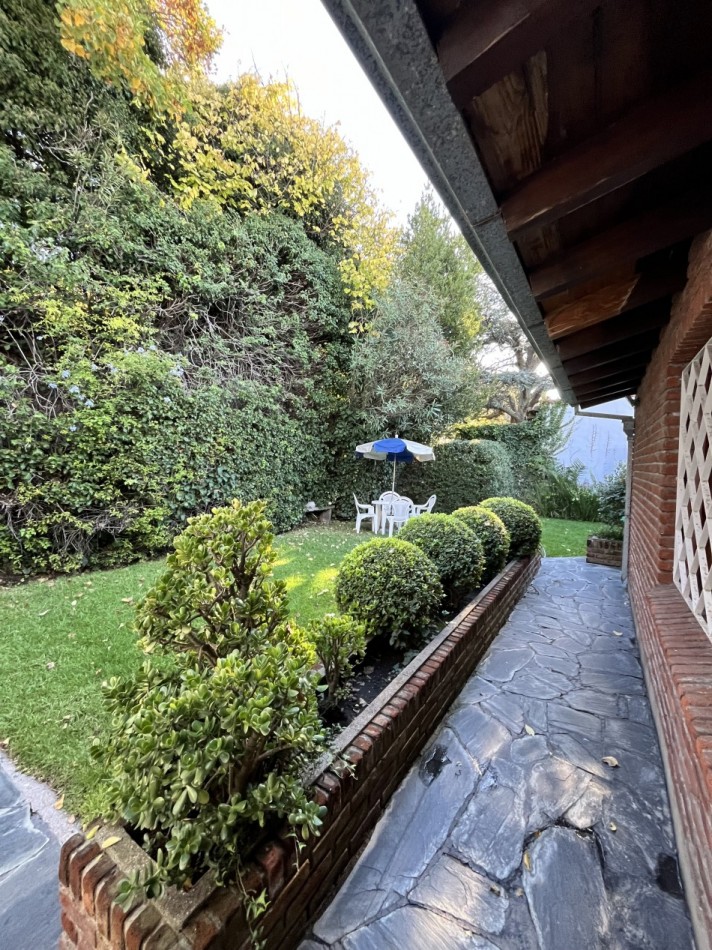 HERMOSO CHALET MARPLATENSE DE CATEGORIA 5 AMB ZONA GUEMES