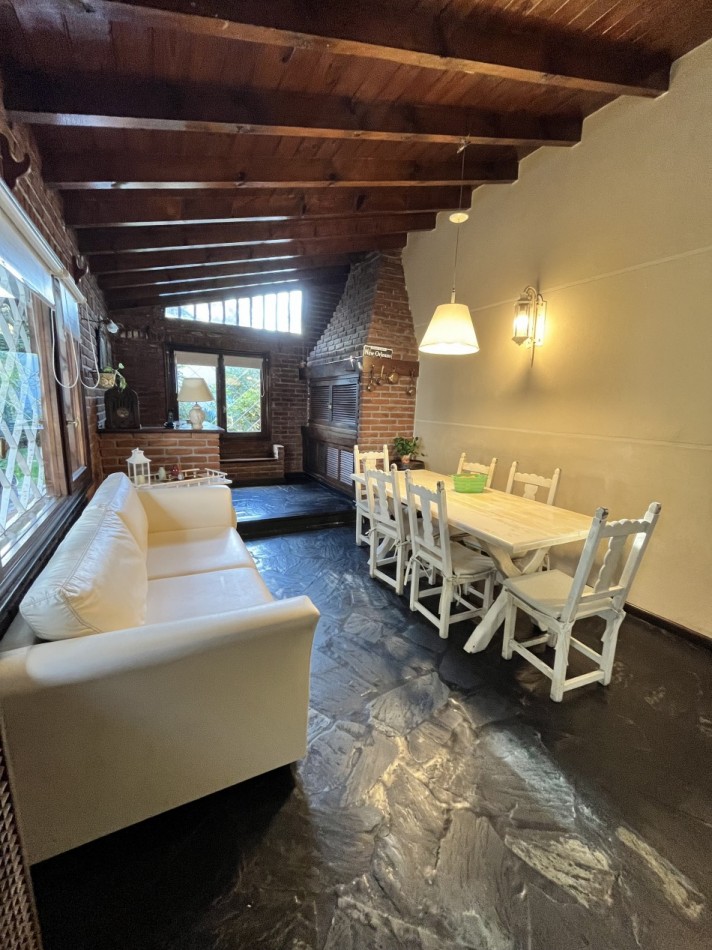HERMOSO CHALET MARPLATENSE DE CATEGORIA 5 AMB ZONA GUEMES