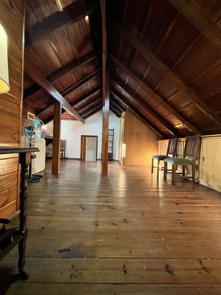 HERMOSO CHALET MARPLATENSE DE CATEGORIA 5 AMB ZONA GUEMES