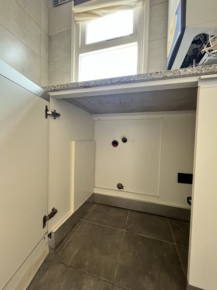 DEPARTAMENTO RECICLADO IMPECABLE EXTERNO 3 AMBIENTES EN ZONA ALDREY GUEMES