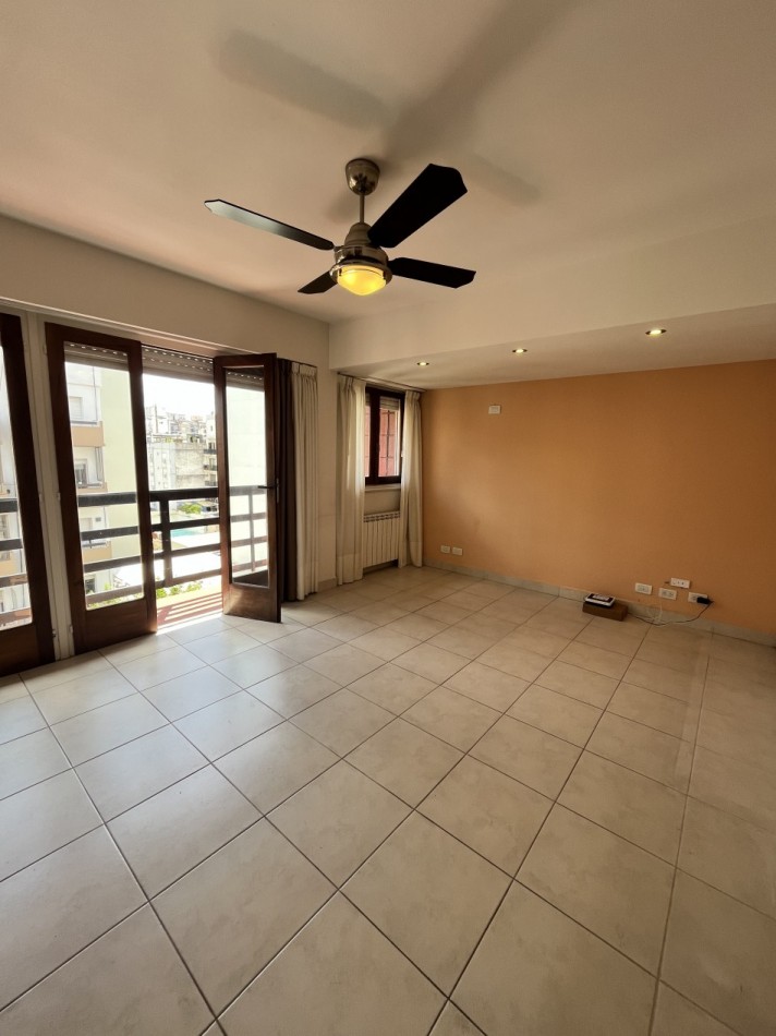 DEPARTAMENTO RECICLADO IMPECABLE EXTERNO 3 AMBIENTES EN ZONA ALDREY GUEMES