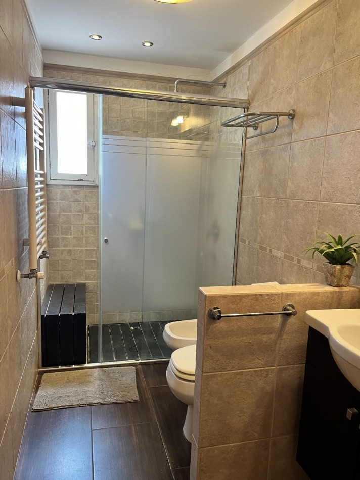 DEPARTAMENTO RECICLADO IMPECABLE EXTERNO 3 AMBIENTES EN ZONA ALDREY GUEMES