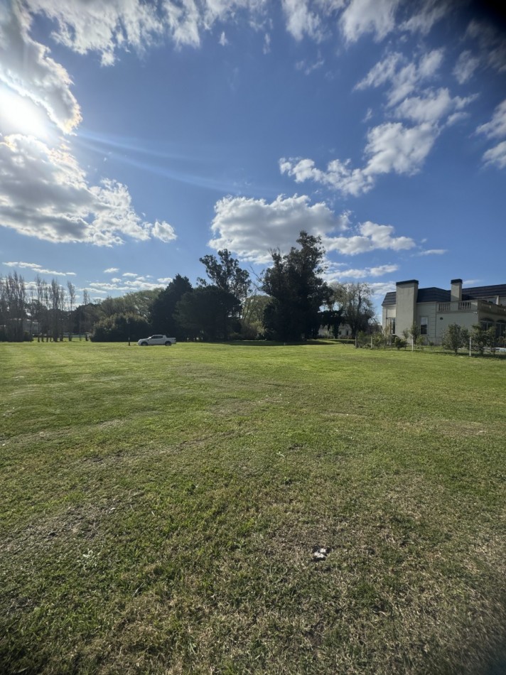 LOTE EN VENTA EN EXCELENTE UBICACION BARRIO PRIVADO EN RUMENCO