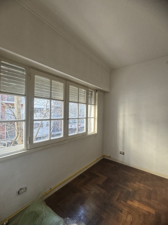 VENTA DEPARTAMENTO 3 AMB CON ESCRITORIO Y 2 ESPACIOS DE COCHERA PLAZA COLON