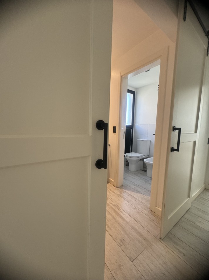 EXCELENTE CASA EN VENTA CON PISCINA EN ARENAS DEL SUR