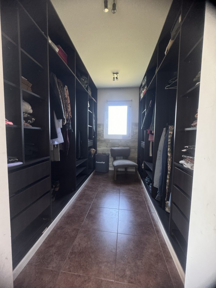 CASA EN ALQUILER 24 MESES EN ARENAS DEL SUR