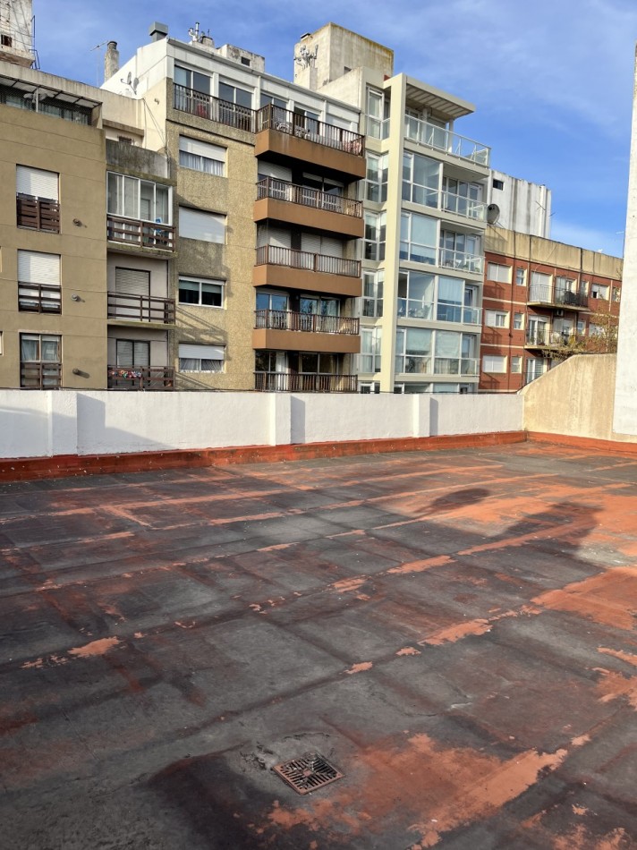 VENTA DEPARTAMENTO 3 AMBIENTES RCICLADO CON COCHERA EN PLAZA MITRE