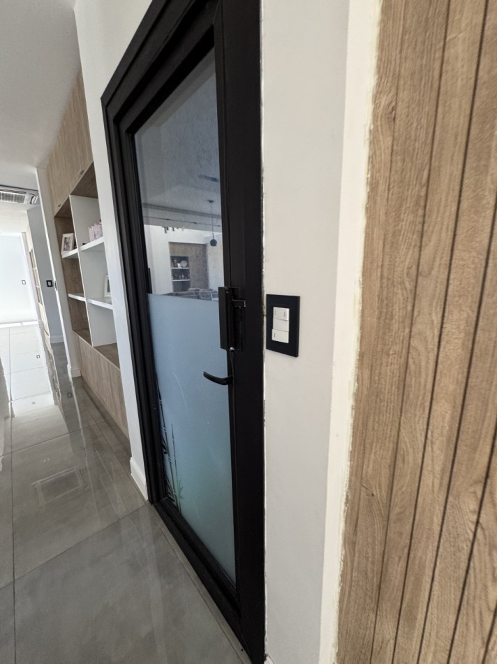 CASA EN VENTA CON PISCINA EN RUMENCO JOVEN