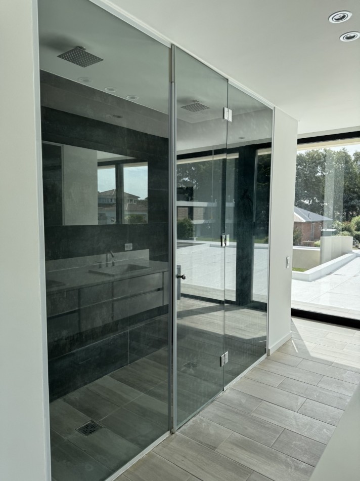 VENTA EN RUMENCO MODERNA CASA 4 AMB CON PISCINA