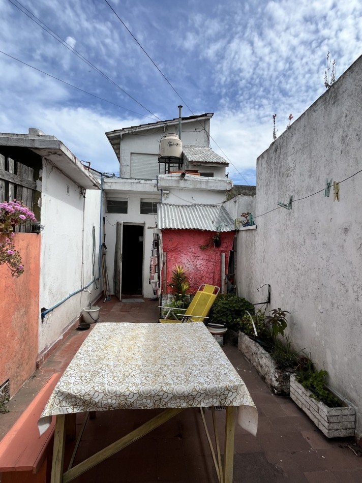 VENTA PH AL FRENTE CON PATIO DE 3 AMBIENTES EN ZONA SAN JUAN