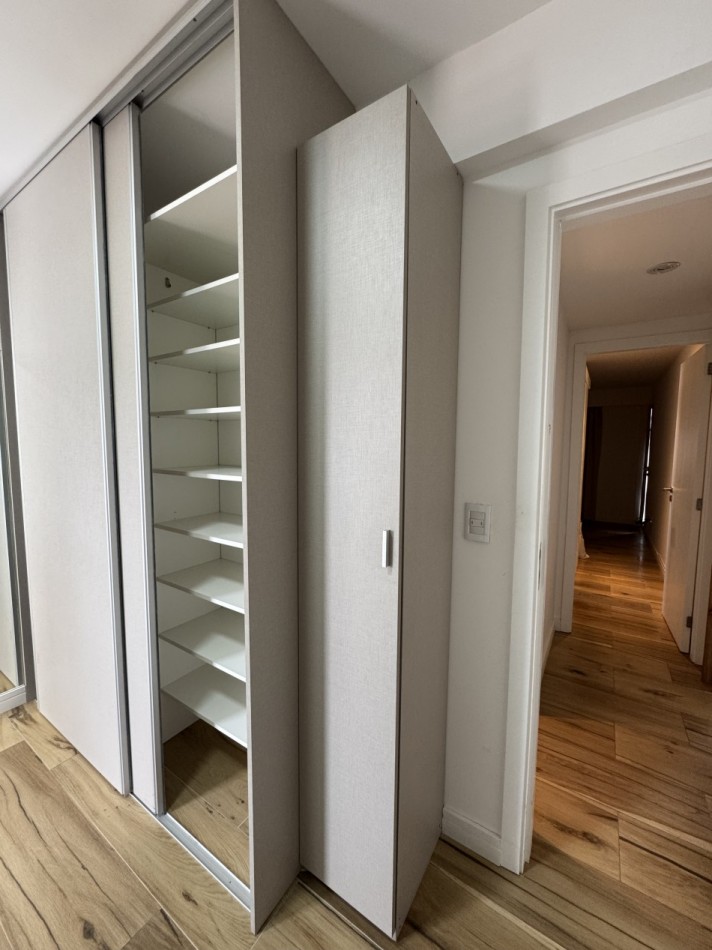 VENTA EXCELENTE DEPTO 3 AMB CON TERRAZA PRIVADA