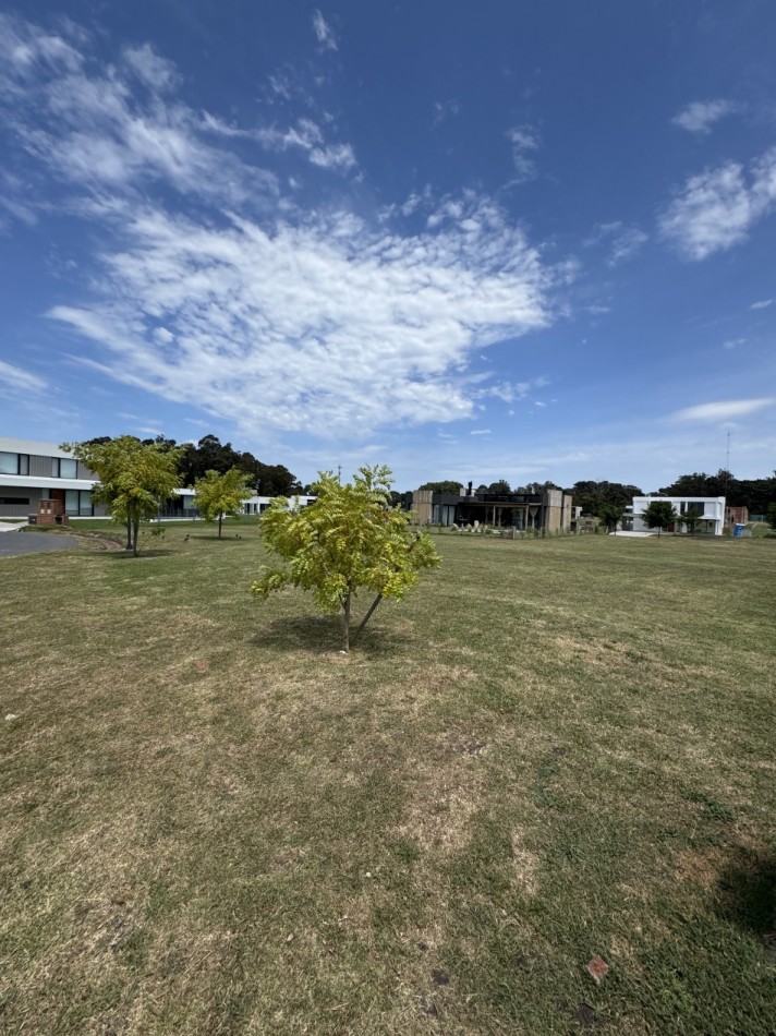 LOTE EN VENTA EN EL BARRIO PRIVADO RUMENCO JOVEN