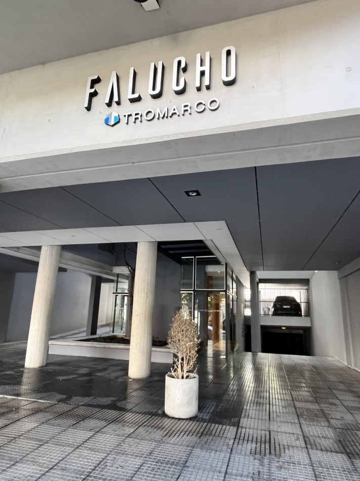 ALQUILER ANUAL DEPARTAMENTO SEMIPISO GUEMES 3 AMB CON COCHERA Y AMENITIES