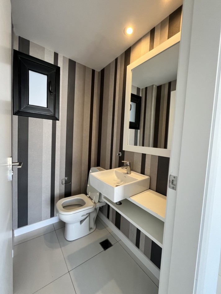 ALQUILER ANUAL DEPARTAMENTO SEMIPISO GUEMES 3 AMB CON COCHERA Y AMENITIES