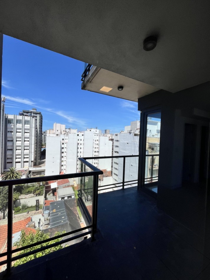 ALQUILER ANUAL DEPARTAMENTO SEMIPISO GUEMES 3 AMB CON COCHERA Y AMENITIES