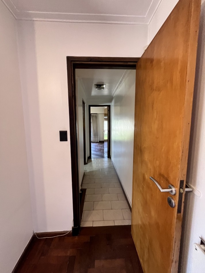 VENTA HERMOSO PH 3 Amb con garage Barrio San Cayetano
