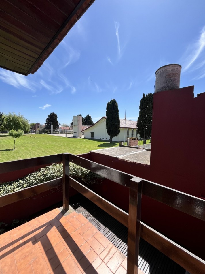 VENTA HERMOSO PH 3 Amb con garage Barrio San Cayetano