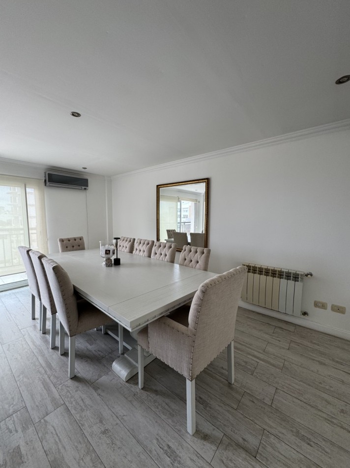 VENTA DEPTO 4 AMBIENTES MAS OFFICE CON BALCON Y COCHERA