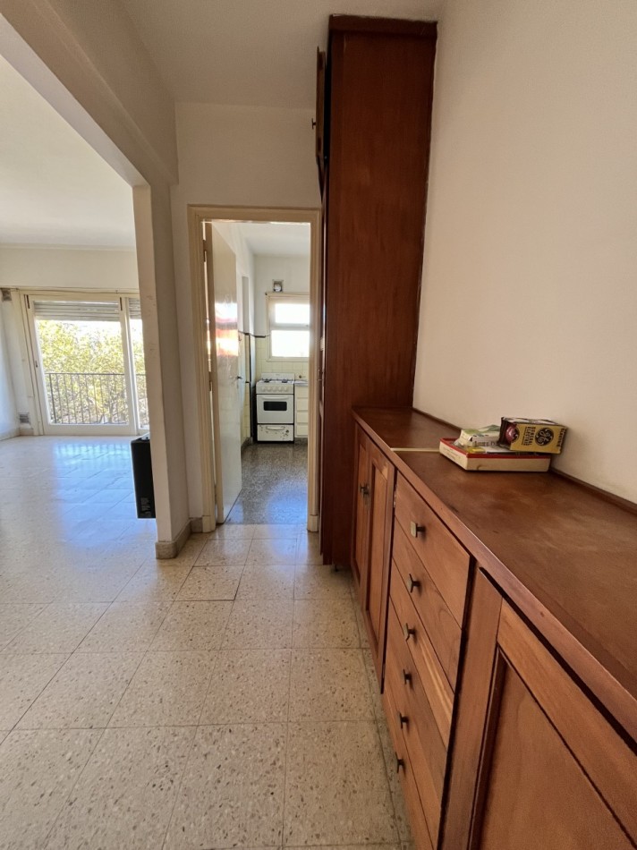 ()ALQUILER ANUAL DEPARTAMENTO 2 AMBIENTES CON BALCON AL FRENTE ZONA ALDREY