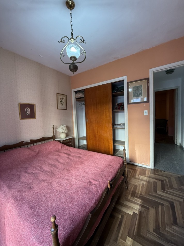 VENTA DEPARTAMENTO 3 AMB CON DEP Y COCHERA ESTADO ORIGINAL EN COLON Y ALSINA CON BALCON A LA CALLE