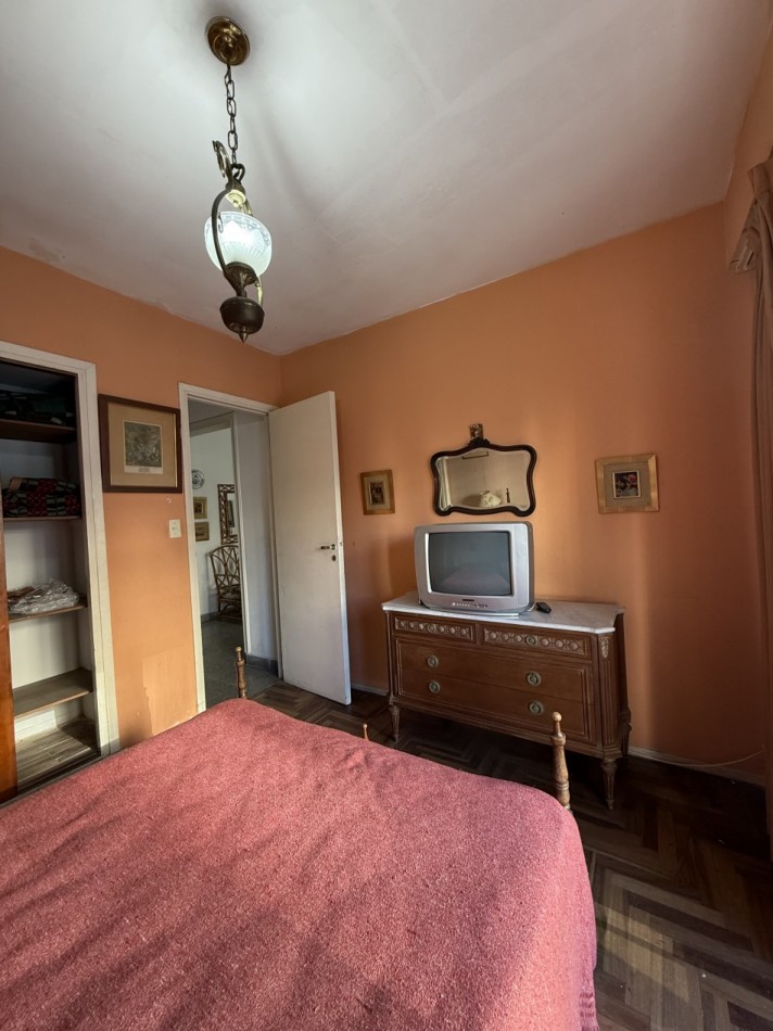 VENTA DEPARTAMENTO 3 AMB CON DEP Y COCHERA ESTADO ORIGINAL EN COLON Y ALSINA CON BALCON A LA CALLE