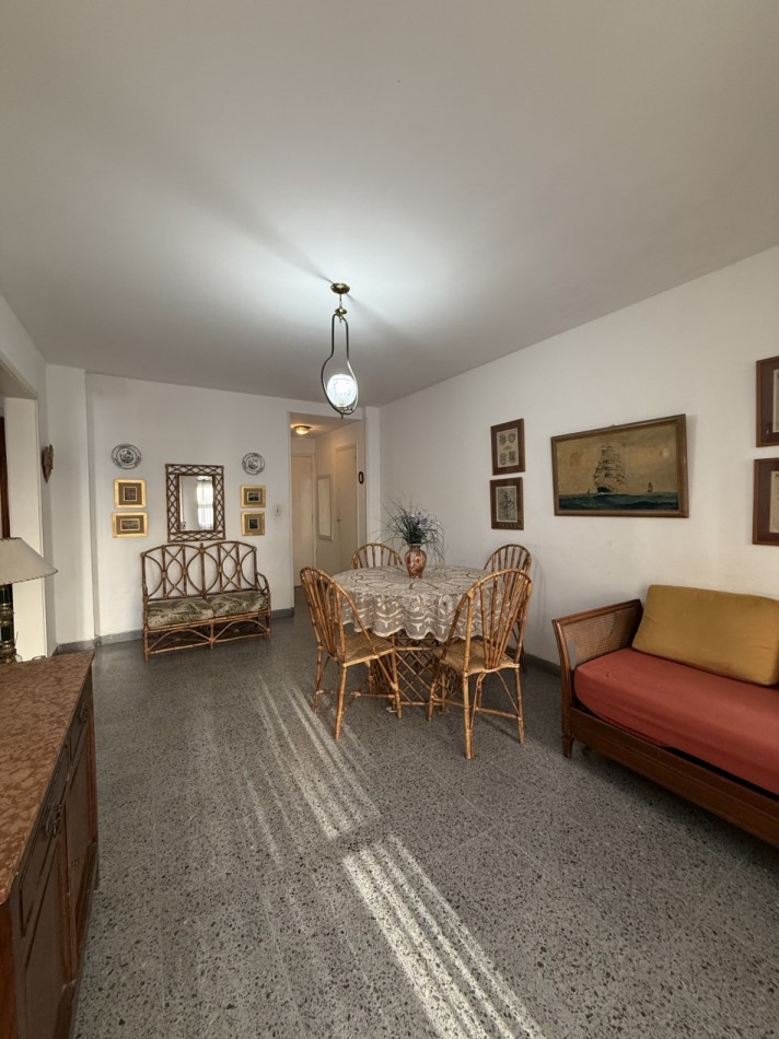 VENTA DEPARTAMENTO 3 AMB CON DEP Y COCHERA ESTADO ORIGINAL EN COLON Y ALSINA CON BALCON A LA CALLE