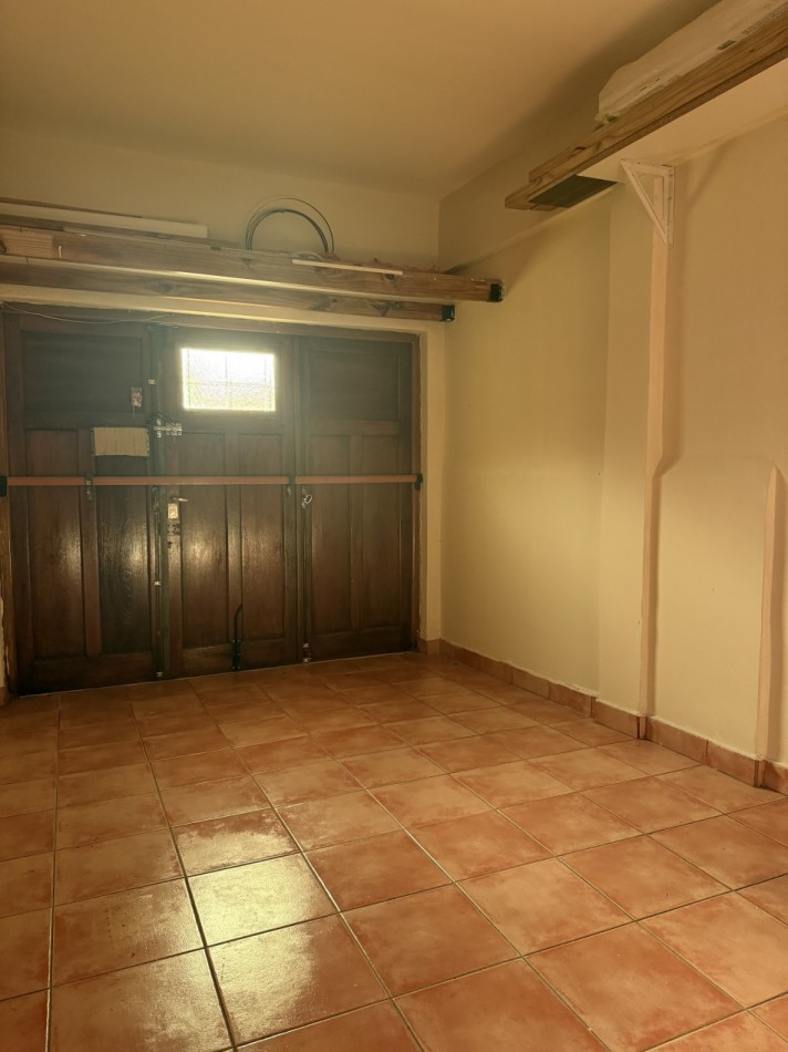 ALQUILER 24 MESES CASA 4 AMB CON GARAGE PATIO Y PARRILLA. PUNTA MOGOTES