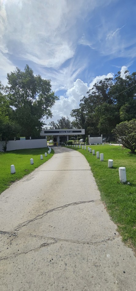VENTA LOTE FRENTE AL CLUB HOUSE EN COUNTRY COSTA DEL SOL - MAR CHIQUITA