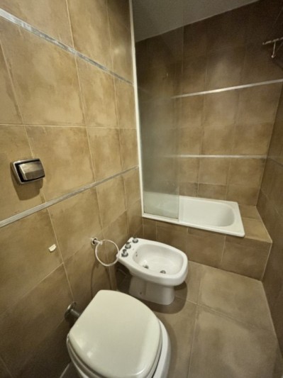()OPORTUNIDAD!! LINEHOUSE SEMIPISO 3 AMB CON PATIO PLAZA MITRE