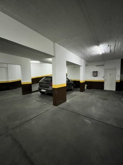 VENTA DEPARTAMENTO 3 AMBIENTES RCICLADO CON COCHERA EN PLAZA MITRE