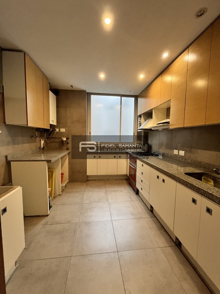 OPORTUNIDAD VENTA DPTO RECICLADO 4 AMB con COCH Opc. Zona Aldrey a