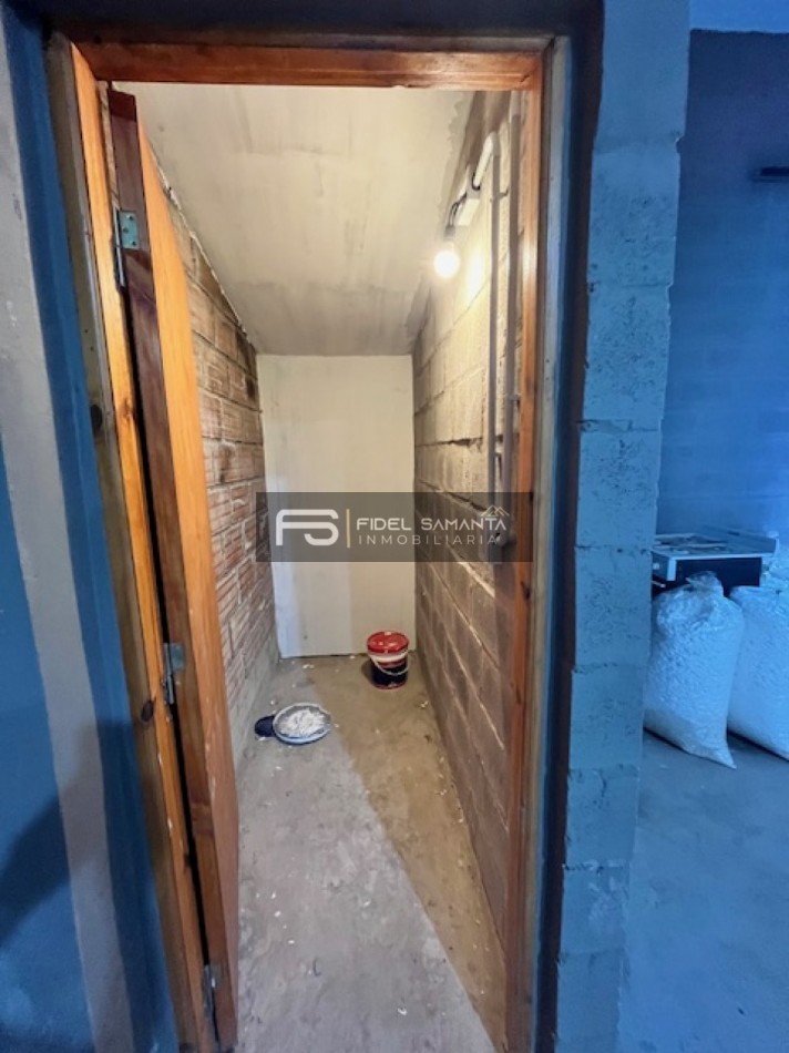 VENTA IMPORTANTE DEPOSITO DE 560 MTS A ESTRENAR. ZONA TRES ARROYOS Y 25 DE MAYO