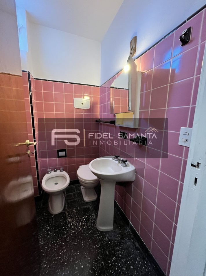 VENTA CHALET 6 AMBIENTES CON GARAGE PARQUE Y QUINCHO EN ZONA POMPEYA ZONIFICACION APTO EDIFICIO