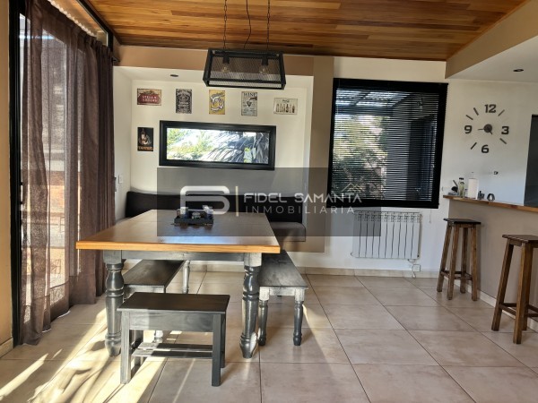 MODERNA CASA 3 AMBIENTES AMOBLADA CON PILETA EN ALQUILER 12/24 M BARRANCAS SAN BENITO