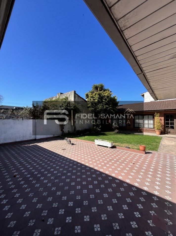 VENTA CHALET 6 AMBIENTES CON GARAGE PARQUE Y QUINCHO EN ZONA POMPEYA ZONIFICACION APTO EDIFICIO