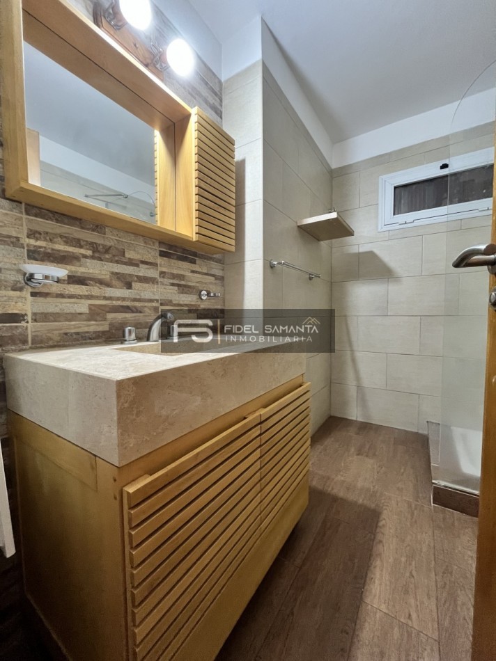 RETASADO VENTA HERMOSO PH 3 Amb con garage Y pequeño parque. Hermoso entorno SAN CAYETANO