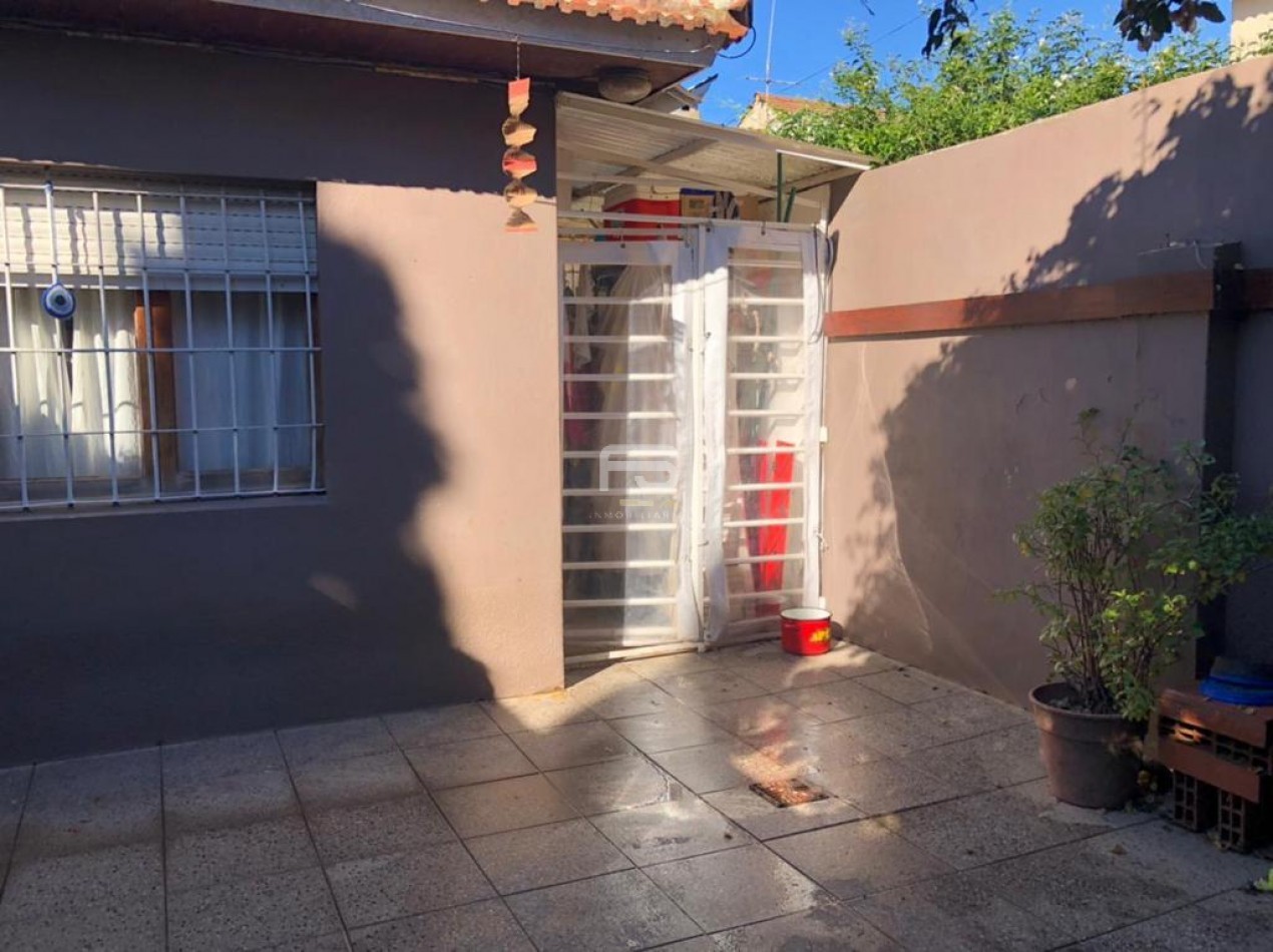 DUPLEX 3 AMBIENTES CON COCHERA Y PATIO PUNTA MOGOTES