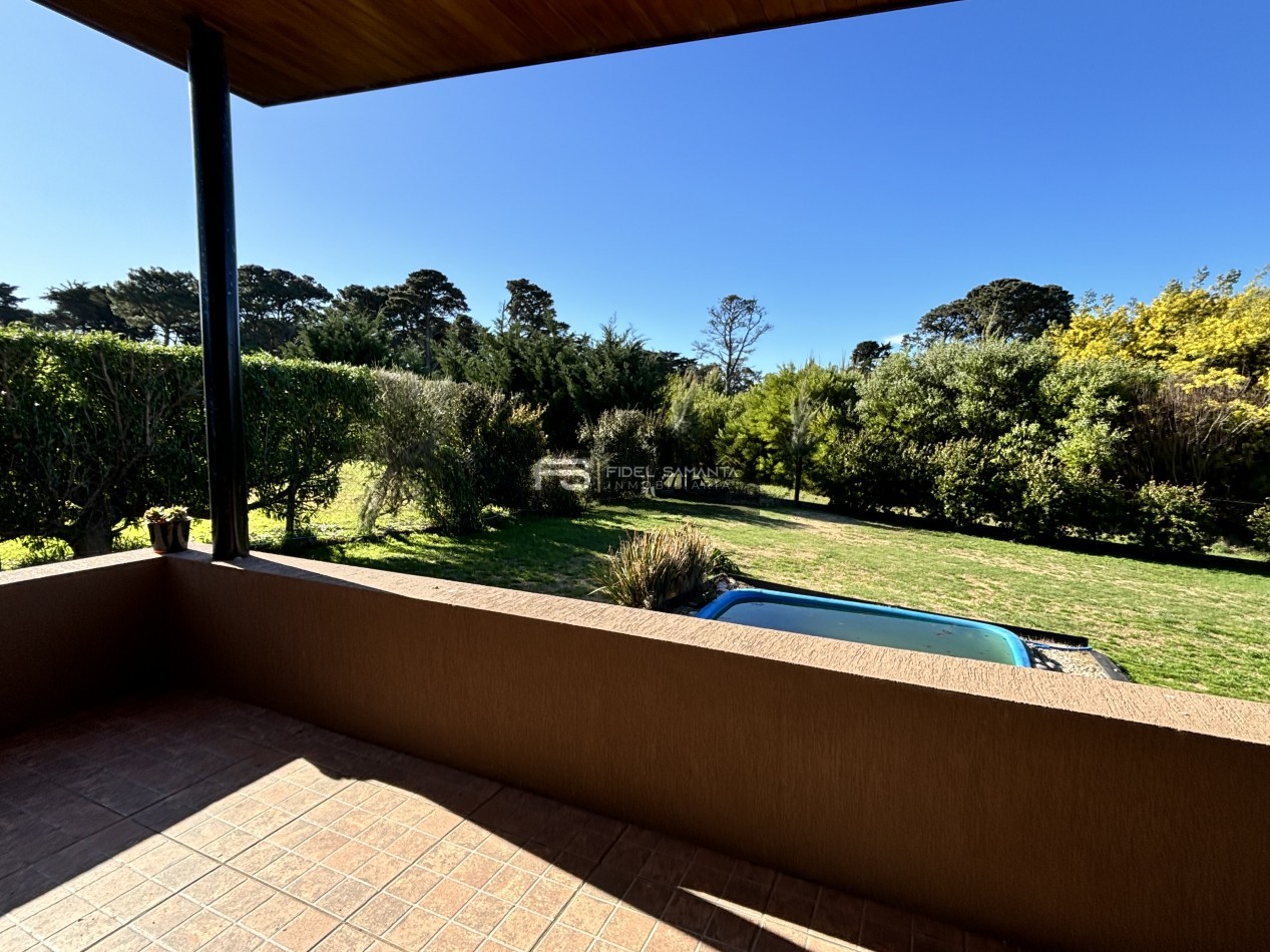 MODERNA CASA 3 AMBIENTES AMOBLADA CON PILETA EN ALQUILER 12/24 M BARRANCAS SAN BENITO