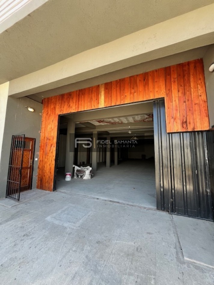 VENTA IMPORTANTE DEPOSITO DE 560 MTS A ESTRENAR. ZONA TRES ARROYOS Y 25 DE MAYO