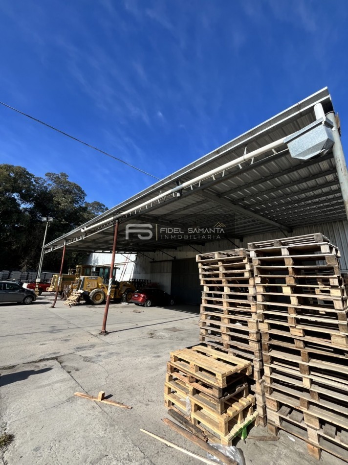 ALQUILER DE IMPORTANTE DEPOSITO 2500 MTS2 CON PLAYON DE MANIOBRA RUTA 88