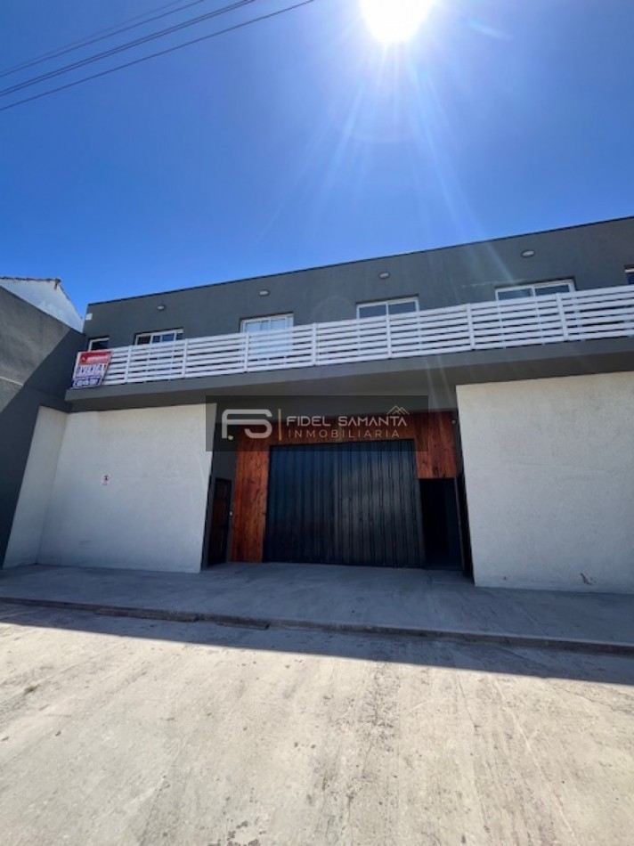 VENTA IMPORTANTE DEPOSITO DE 560 MTS A ESTRENAR. ZONA TRES ARROYOS Y 25 DE MAYO