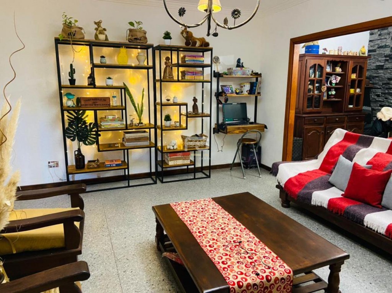 DUPLEX 3 AMBIENTES CON COCHERA Y PATIO PUNTA MOGOTES