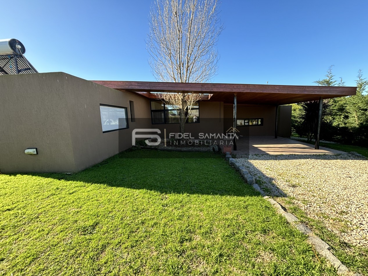 MODERNA CASA 3 AMB EN BARRANCAS SAN BENITO