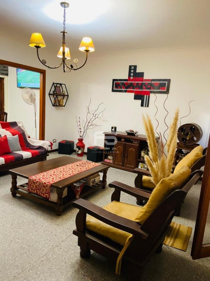 DUPLEX 3 AMBIENTES CON COCHERA Y PATIO PUNTA MOGOTES