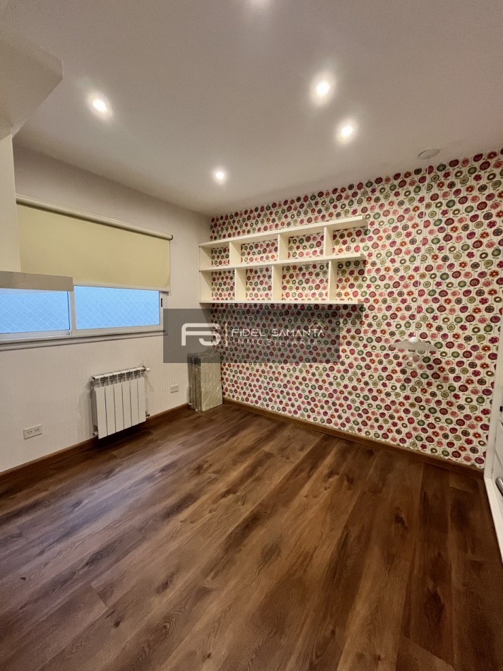 OPORTUNIDAD VENTA DPTO RECICLADO 4 AMB con COCH Opc. Zona Aldrey a