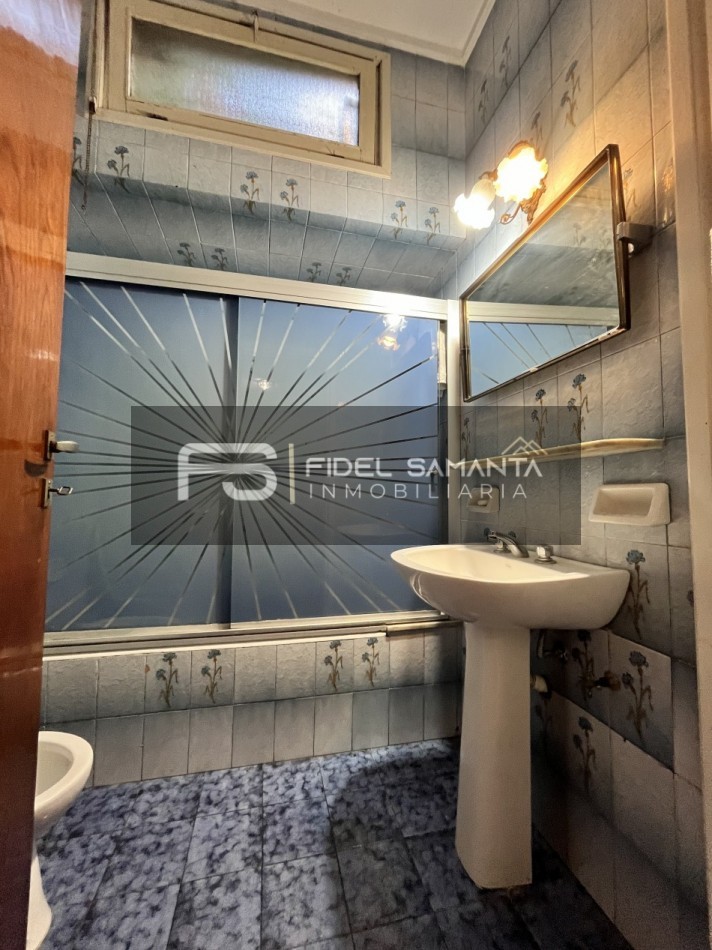 VENTA CHALET 6 AMBIENTES CON GARAGE PARQUE Y QUINCHO EN ZONA POMPEYA ZONIFICACION APTO EDIFICIO